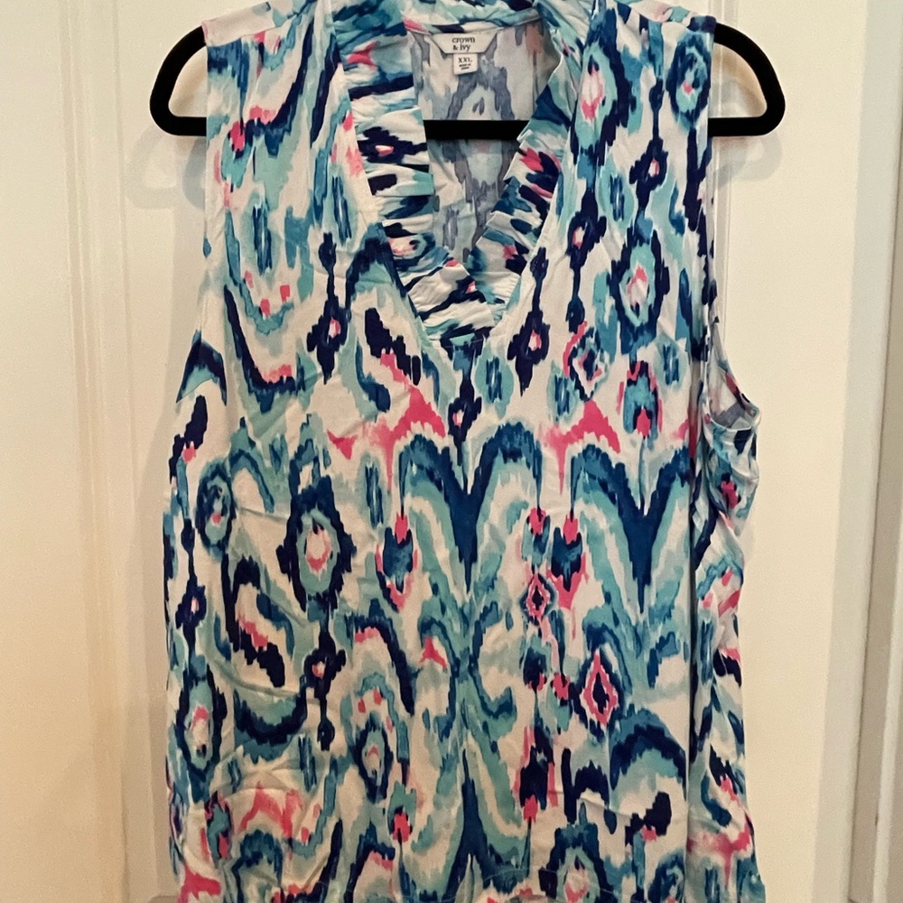 Crown & Ivy Sleeveless Patterned Top - Blue and Pink